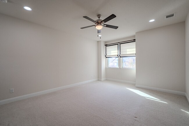 Building Photo - 1117 Ferndale Dr