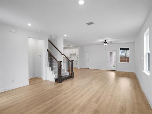 Building Photo - 3301 Little Bluestem Rd