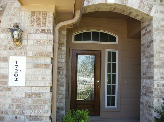 Building Photo - 17202 Timber Cliff Ct