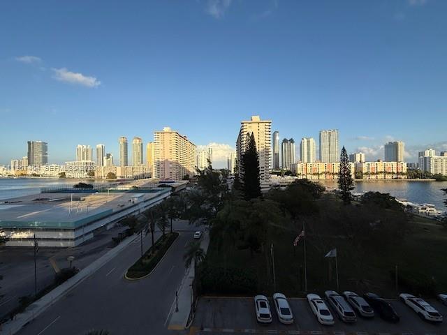 Building Photo - 290 174th St St