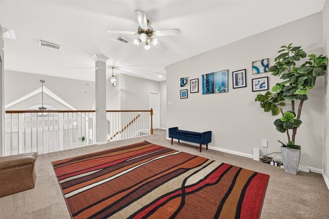 Building Photo - 214 Kentwood Ridge Ct