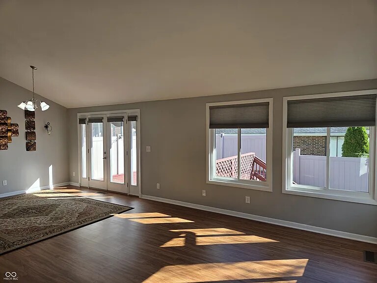 Building Photo - 943 Mockernut Ct