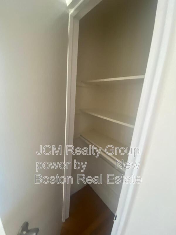 Building Photo - 15 Victory Rd