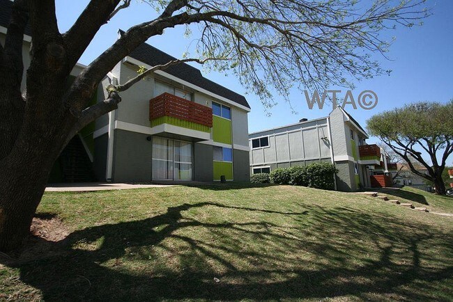 Building Photo - 2 bedroom in Austin TX 78741