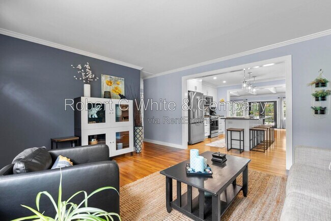 Building Photo - 24 Topstone Dr