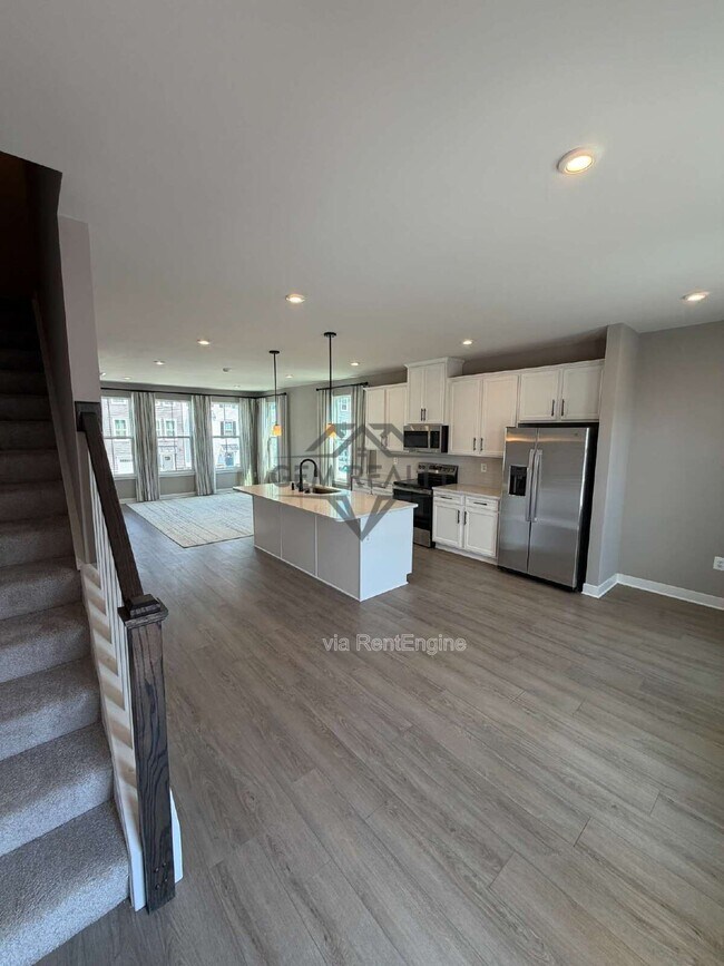 Building Photo - 8700 Stevenson Ln