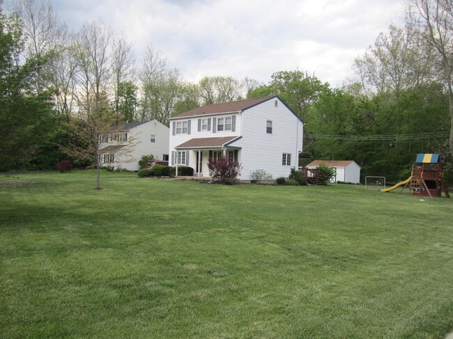Building Photo - 1655 Clearview Ave
