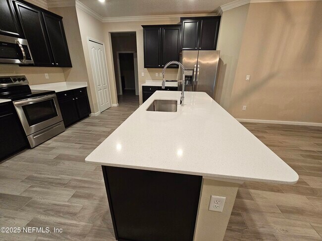 Building Photo - 6864 Crosby Falls Dr