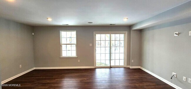 Building Photo - 201 Rio Grande Dr