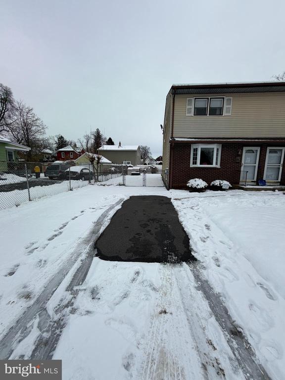 Building Photo - 122 Annabelle Ave