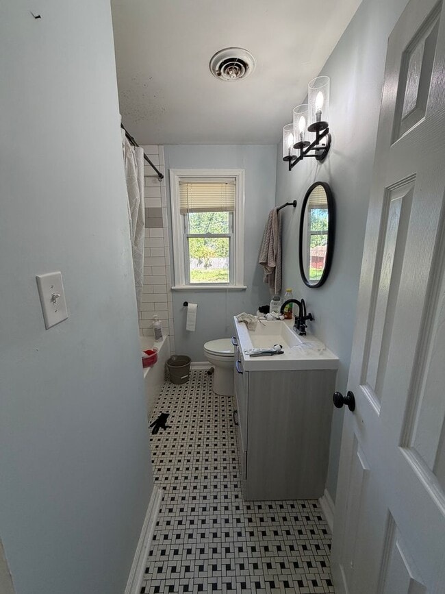 Building Photo - Charming 3BR/2BA Home in Henrico’s Tuckahoe District