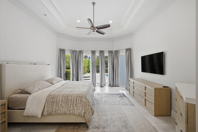 Building Photo - 5006 NW 24th Cir