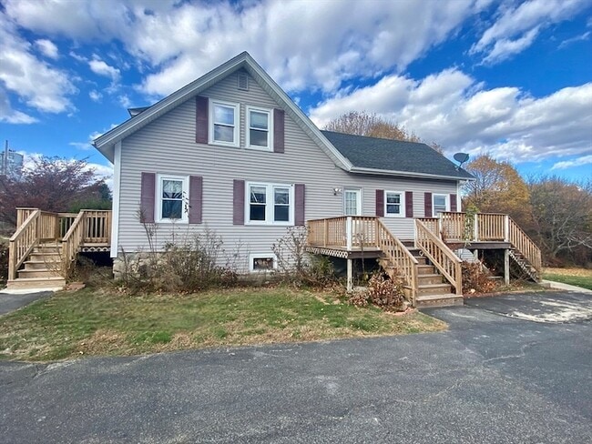 Building Photo - 618 Boston Rd