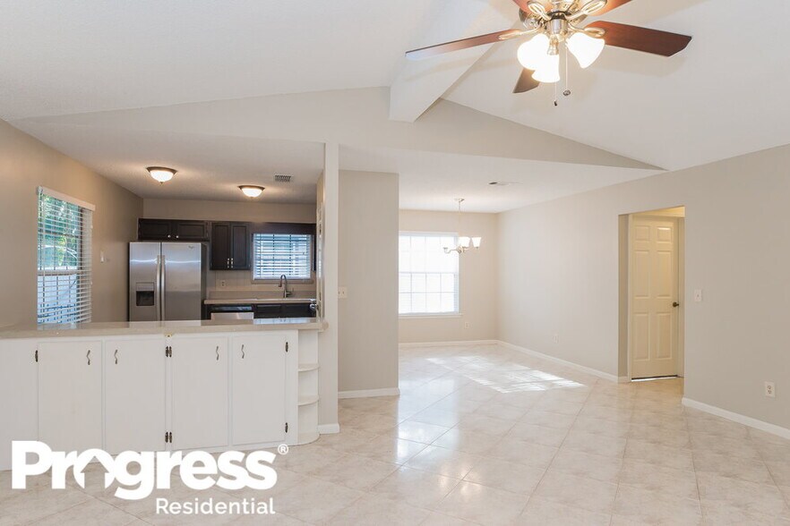 Building Photo - 3571 Barbizon Ct