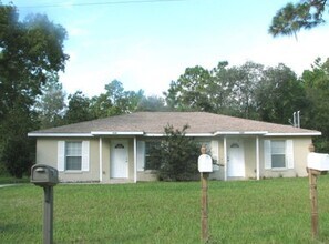 Building Photo - Awesome 2/2 Duplex in Citrus Springs!!!
