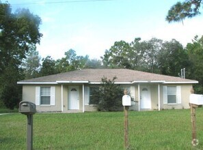 Building Photo - Awesome 2/2 Duplex in Citrus Springs!!!