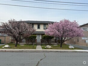 Building Photo - Spacious 1 Bedroom Apartment in Carson City