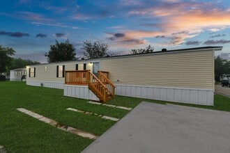 Building Photo - 2710 Wilson Rd