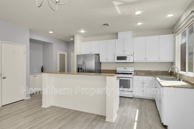 Building Photo - 1704 Cal Orchid Pl
