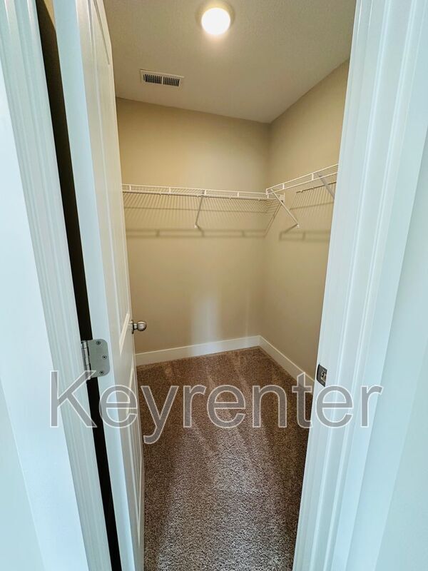 Building Photo - 109 Kirbyberry Rd