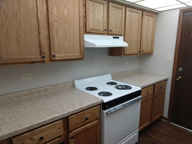 Building Photo - 12645 S Alpine Dr