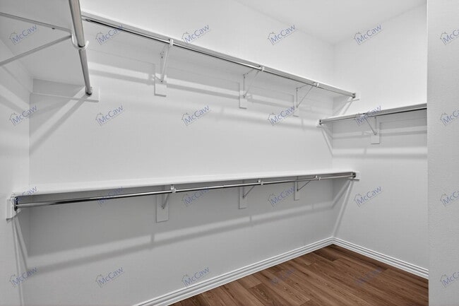 Building Photo - 512 Baker Ct