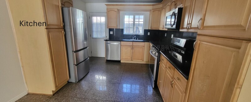 Building Photo - 4786 Topanga Canyon Blvd