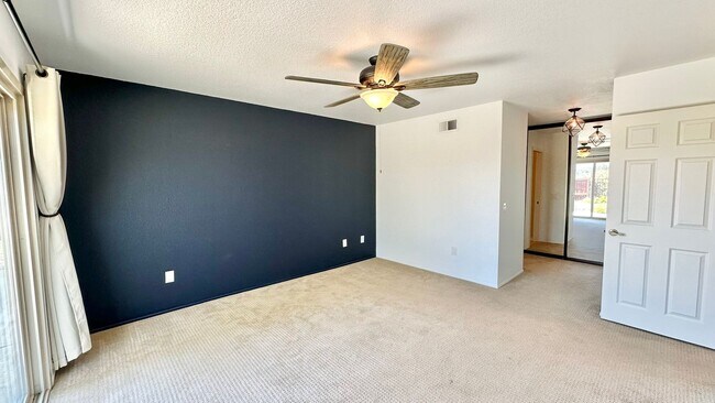 Building Photo - Lovely Single Story Home in Quiet Neighbor...