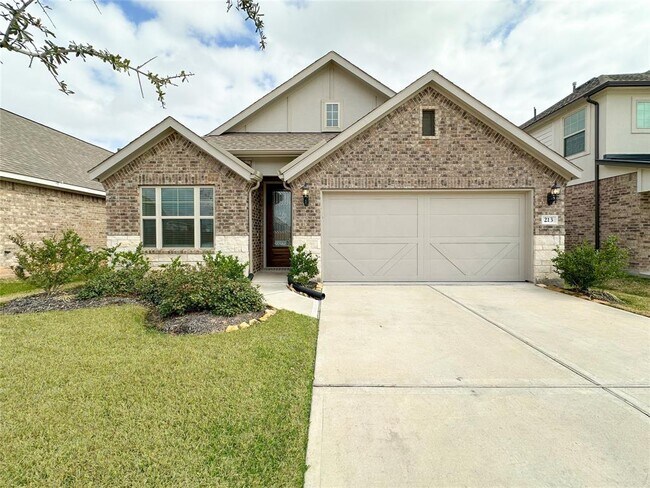 Primary Photo - 213 Bonita Beach Dr