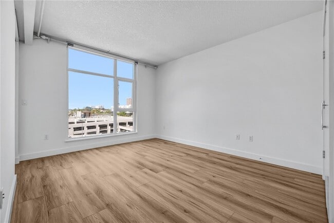 Building Photo - 3131 Michelson Dr