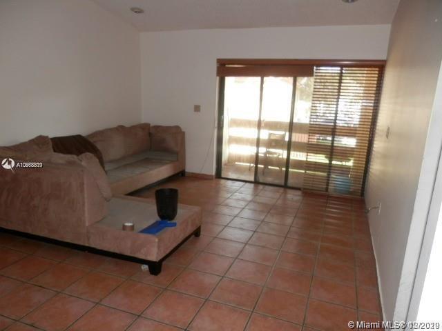 Building Photo - 8999 SW 123rd Ct