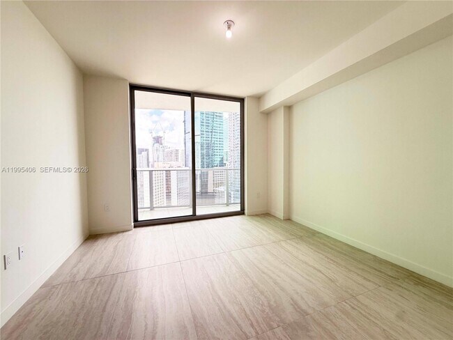 Building Photo - 77 SE 5th St