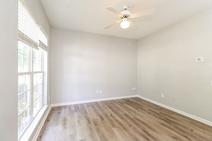 Building Photo - 1518 Braveheart Ln