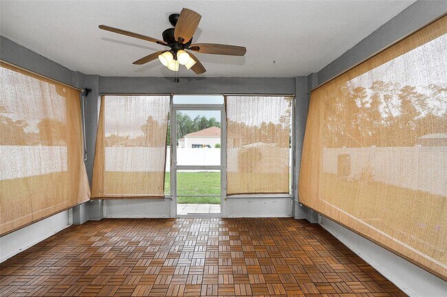 Building Photo - 10648 SW 38th Ave