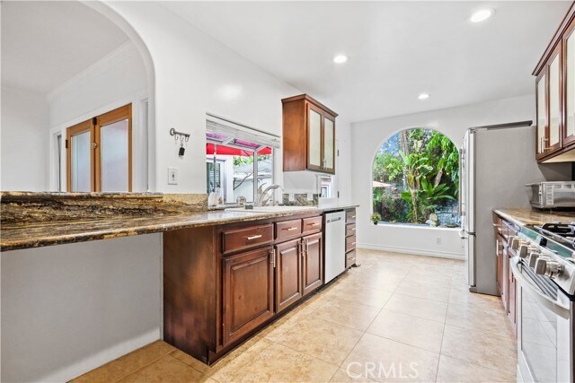 Building Photo - 5362 Yolanda Ave