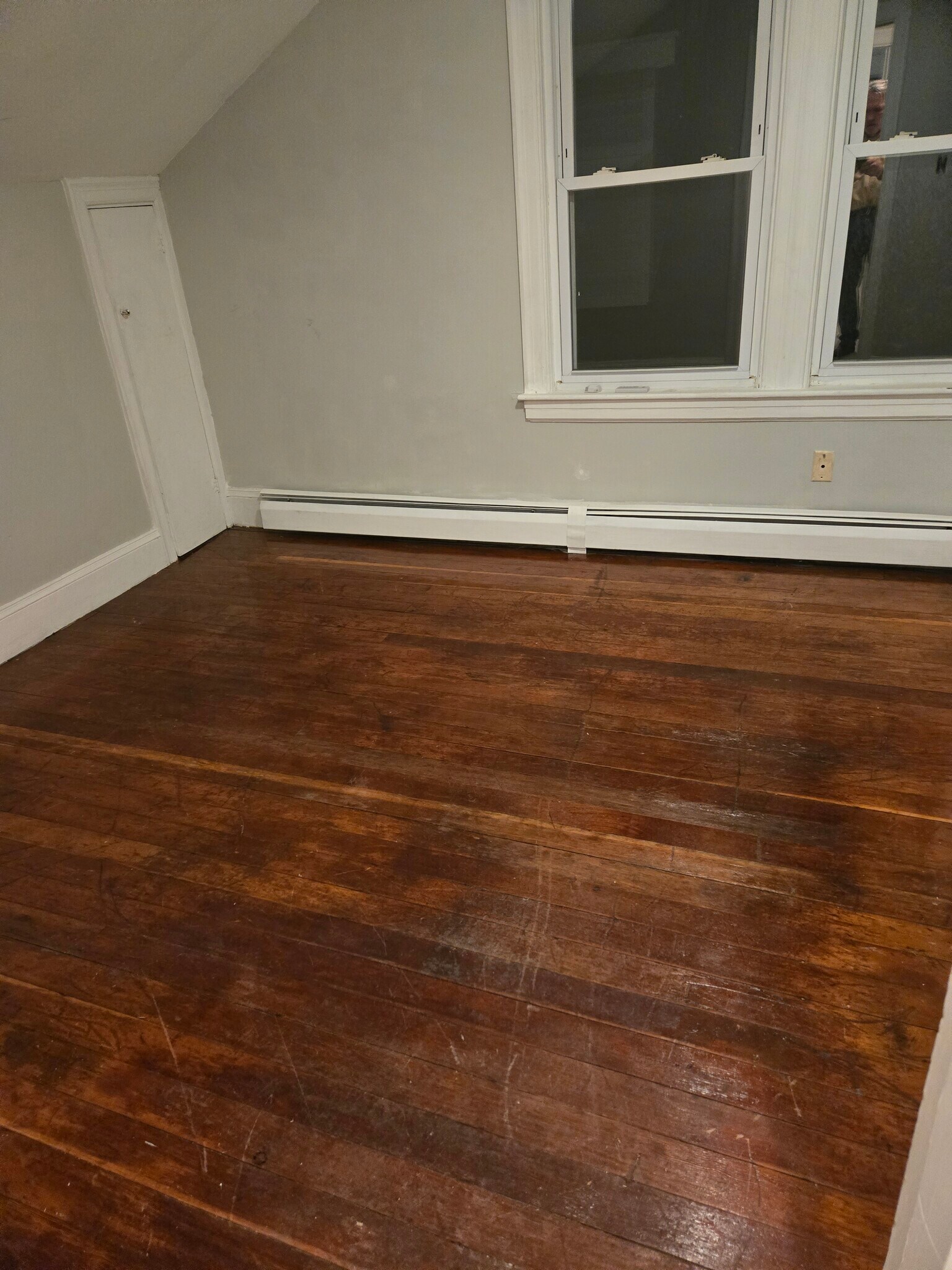 Building Photo - 637 Post Rd