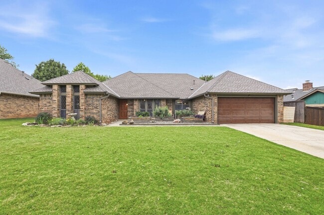 Building Photo - 14125 Osage Dr