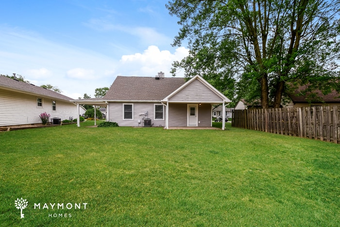 Building Photo - 720 Meadow Ln