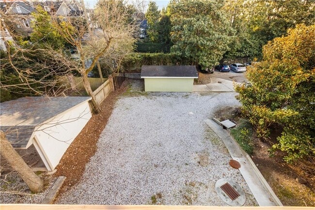 Building Photo - 71 17th St NE