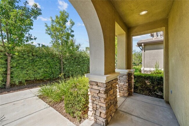 Building Photo - 2658 Greenwood Ct