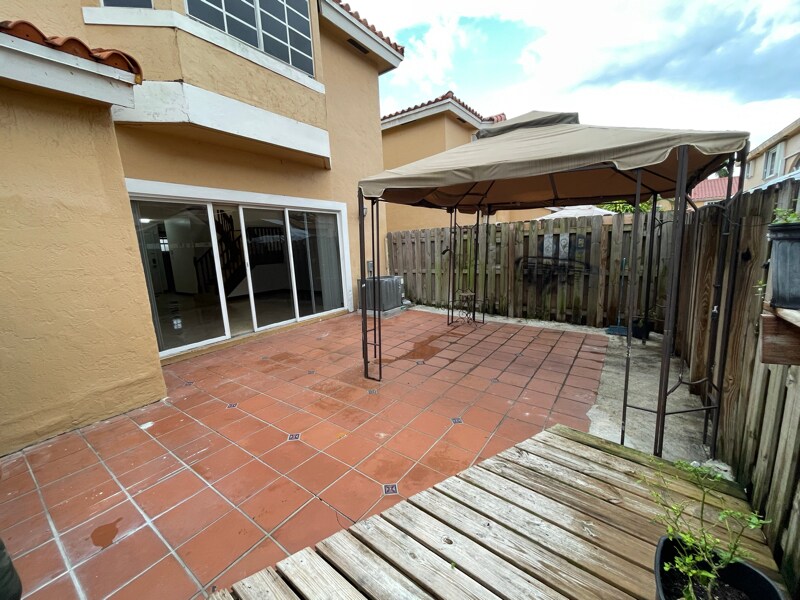 Building Photo - 14255 SW 57th Ln