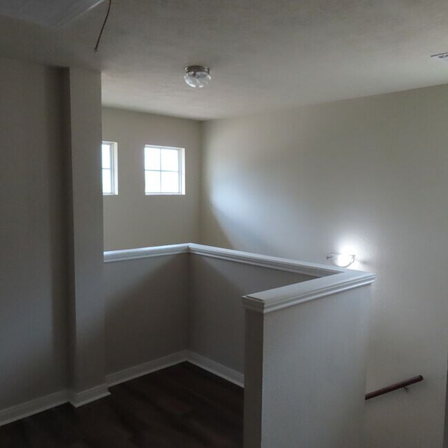 Building Photo - 4107 McFarland Dr