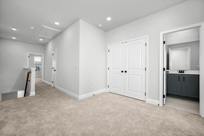Building Photo - 2718 Willowoak Trl