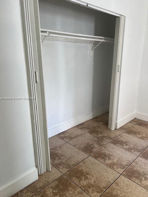 Building Photo - 1043 NW 2nd St