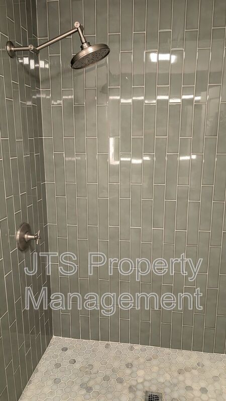 Building Photo - 3107 Del Paso Blvd