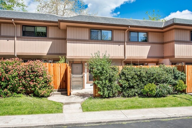 Primary Photo - Beachside Living in Santa Barbara – 2-Bedr...