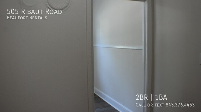 Building Photo - 505 Ribaut Rd