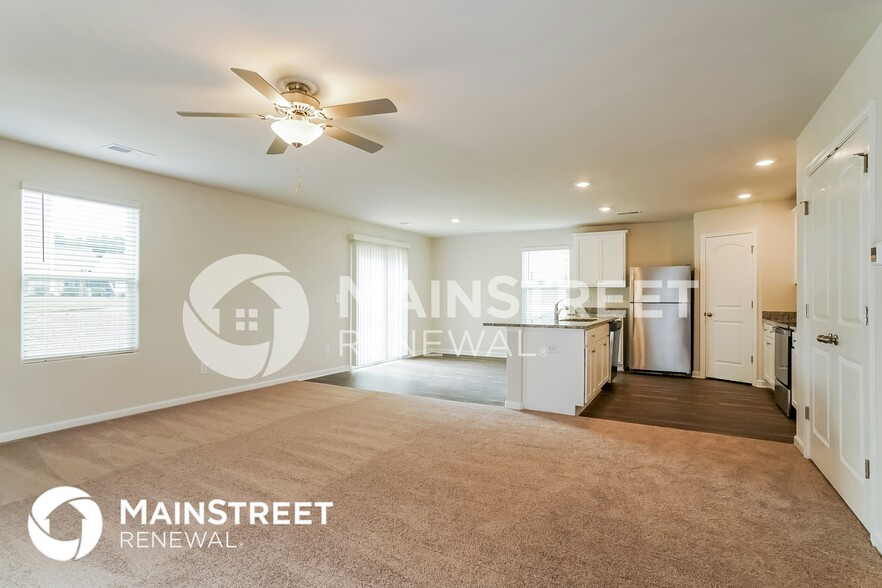 Building Photo - 724 Cider Ml Wy