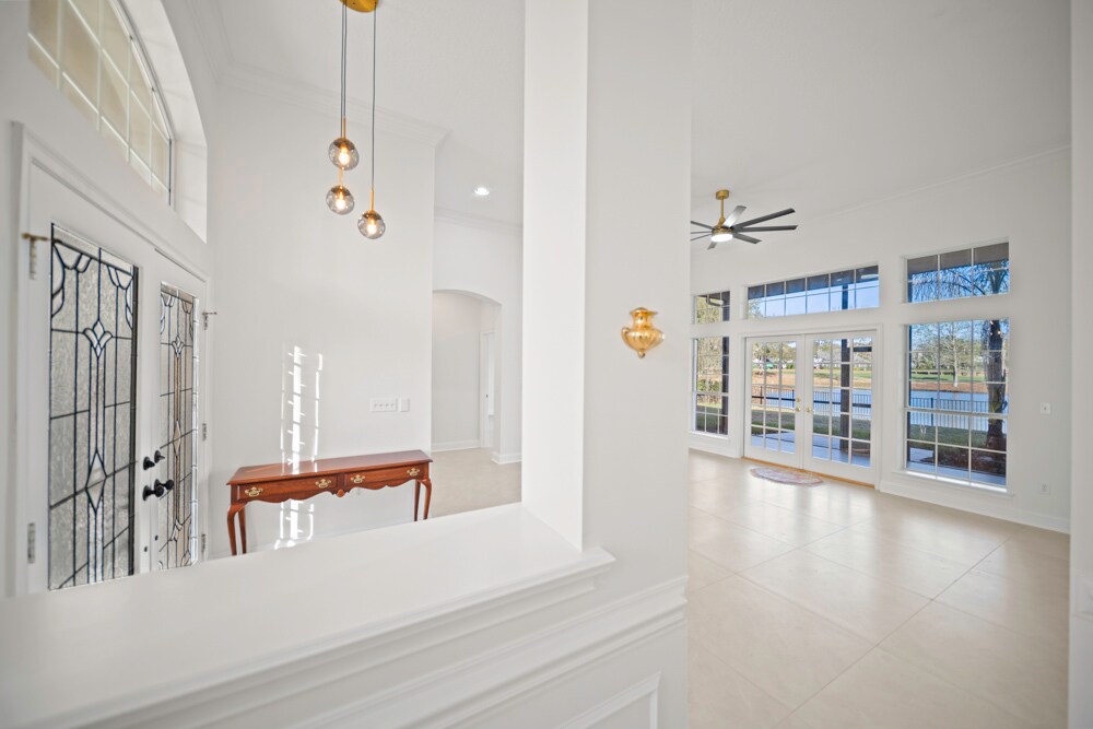 Building Photo - 10061 Vineyard Lake Rd E