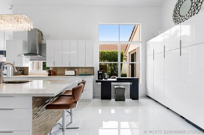 Building Photo - 8270 Spyglass Dr